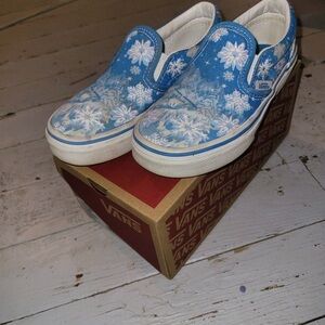 Vans Kids Blue and White Snowflake Slip-On Sneakers